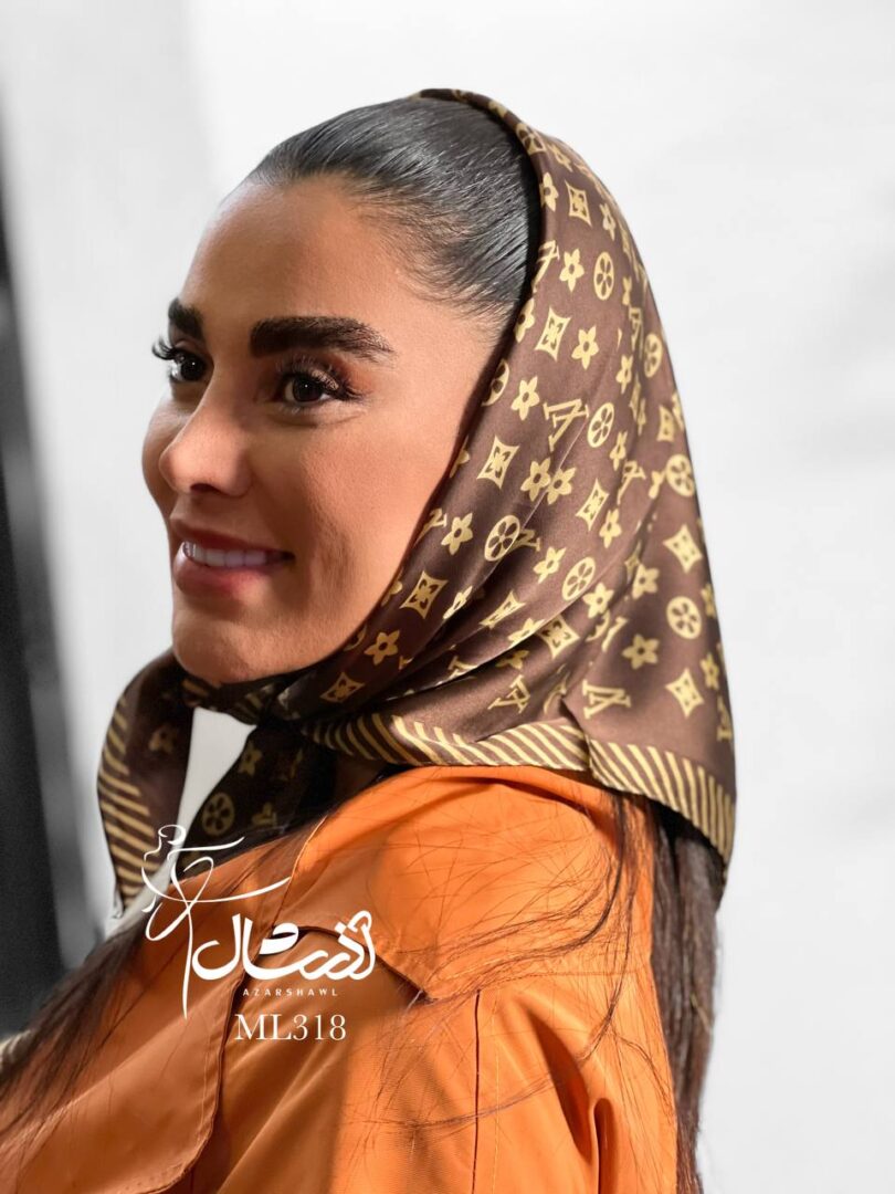 روسری قواره کوچک ابریشم - فروشگاه آنلاین - آذرشال Azarshawl