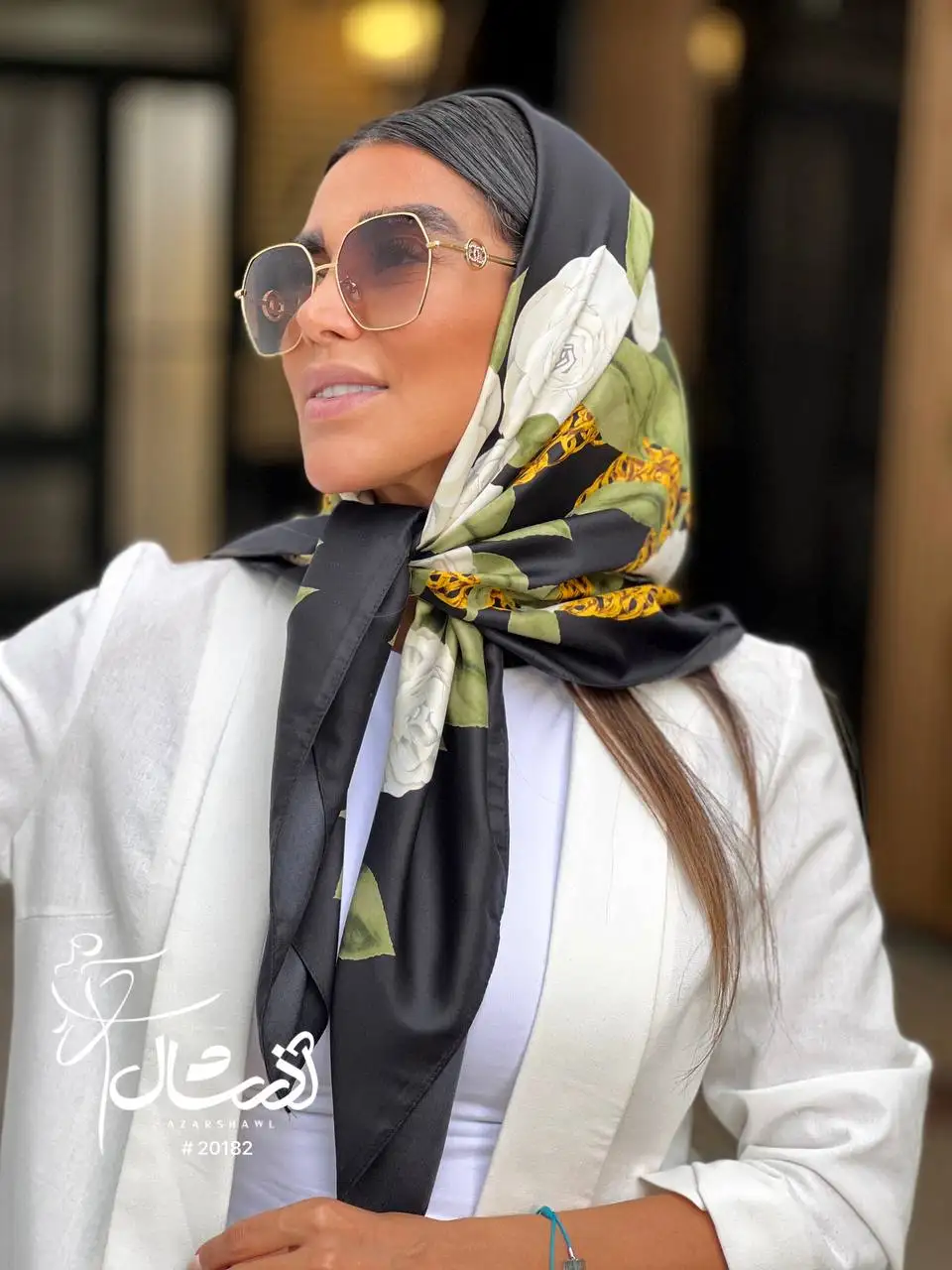 روسری قواره متوسط تویل ابریشم - فروشگاه آنلاین - آذرشال Azarshawl