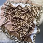 روسری قواره کوچک ابریشم- فروشگاه آنلاین - آذرشال Azarshawl