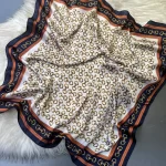 روسری قواره کوچک ابریشم- فروشگاه آنلاین - آذرشال Azarshawl