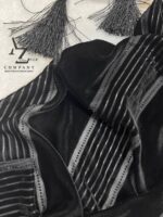 شال مخمل مشکی نگین دار طرح ساده خطی مناسب مجالس