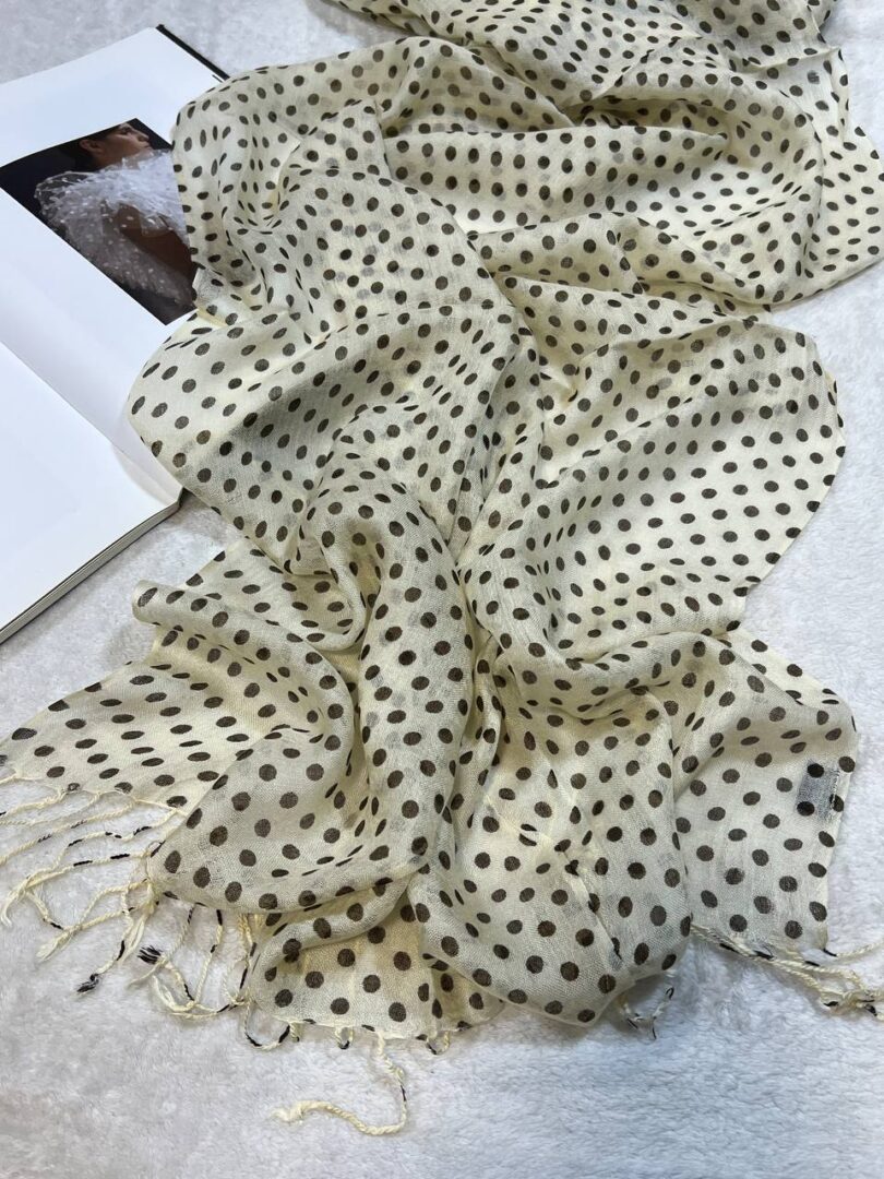 شال لینن توپ توپی ریشه فیتیله کرم قهوه ای مناسب تابستان